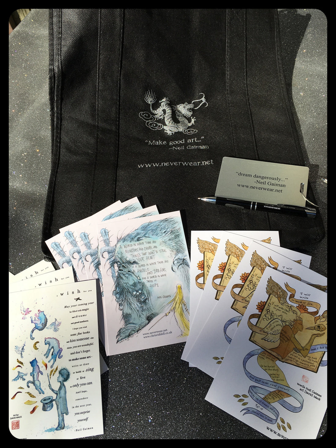 our new Writer's Travel pack (& a chance to win a signed by Neil bag)