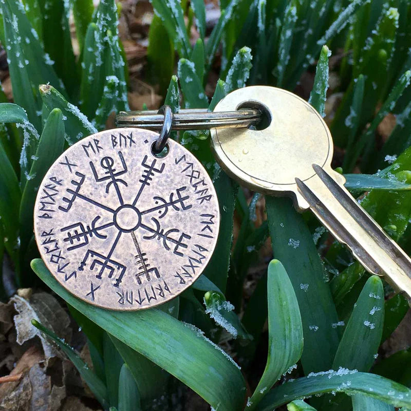 VEGVISIR NORSE COMPASS BRONZE KEYRING